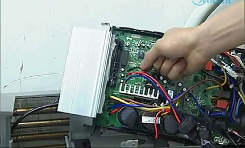 镇康美的空调电话是多少